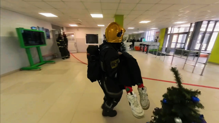 В Образовательном центре №2 в Ивантеевке отработали действия при условном пожаре