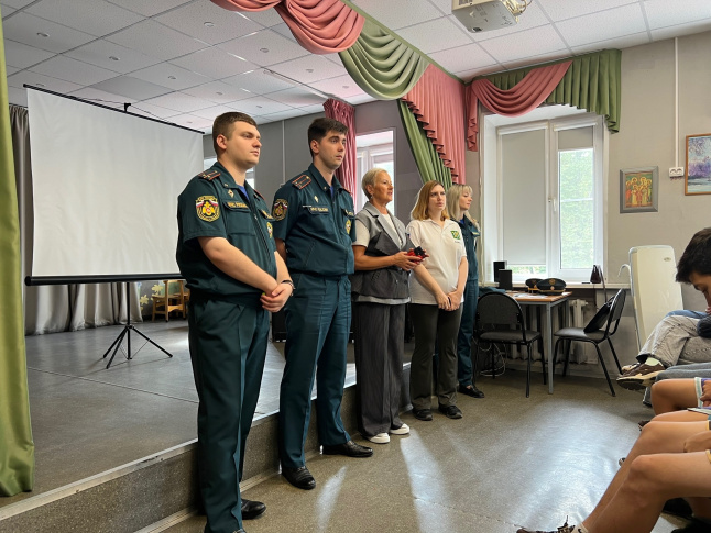 Трудовые бригады Красноармейска встретились с представителями МЧС