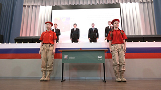 «Парту Героя»в честь Никиты Колованова открыли в Образовательном комплексе №2