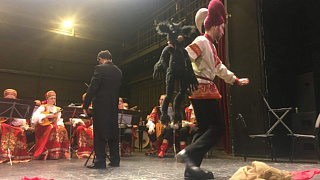 Приключение для чтеца с оркестром! 