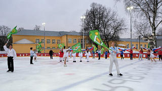 Все на лёд. В округе открыли два ледовых катка