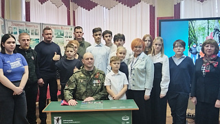 В Зверосовхозе открыли «Парту Героя»