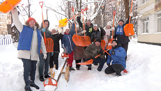 В округе Пушкинский продолжают устранять последствия обильных снегопадов