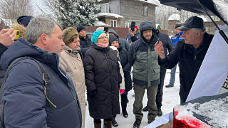 Останется ли дорога? Жителей микрорайона Новая Деревня беспокоит застройка рядом с их домами