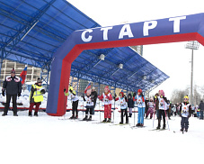 На стадионе «Труд» в Ивантеевке состоялась лыжная гонка памяти мастера спорта Т.И. Жеребной