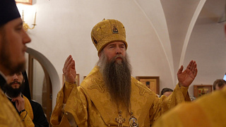 Епископ Сергиево-Посадский и Дмитровский Кирилл посетил храм преподобного Сергия Радонежского в Зеленоградском