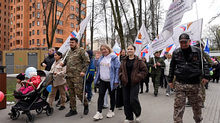 В Пушкино прошёл в третий раз семейный парад «Семья. Мир. Май»