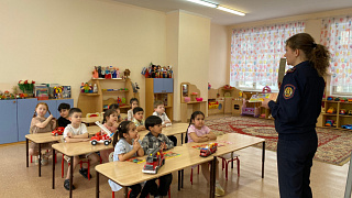 Детям рассказали, что делать, если начался пожар 