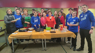 В Российском государственном университете туризма и сервиса отметили Масленицу 